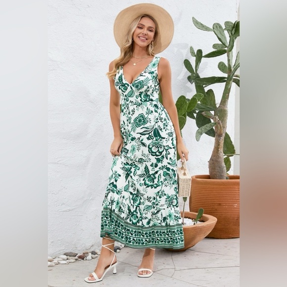 Rolling Meadows Floral Maxi Dress - Picture 2 of 4